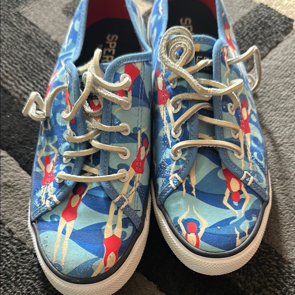 Sperry Woman’s  Blue Patterned Shoes